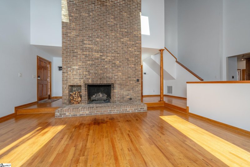 Property image 4 at 306 Oak Brook Way, Taylors, SC 29687