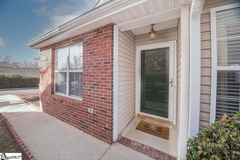 Property image 3 at 107 Riverside Towne Circle, Greer, SC 29650