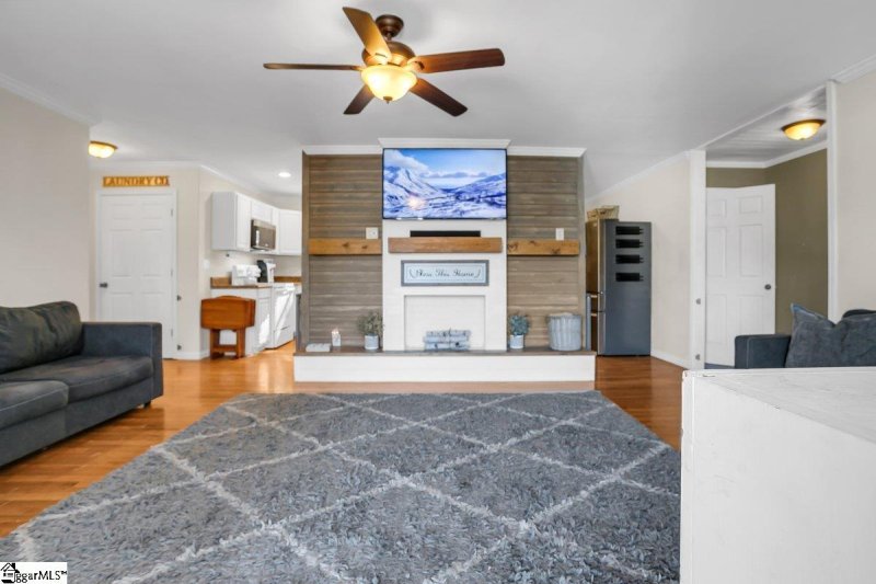 Property image 3 at 209 Ashton Drive, Liberty, SC 29657