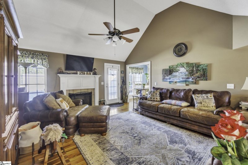 Property image 3 at 100 Stone Meadow Way, Easley, SC 29642