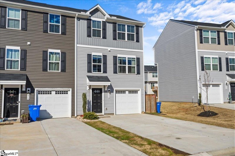 Property image 3 at 208 Maple Forge Trail, Greenville, SC 29617