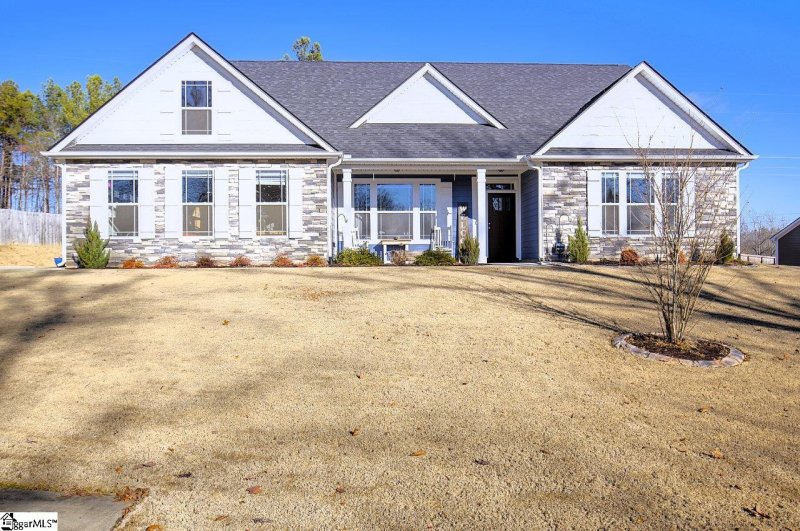 Property image 2 at 373 Roy Hall Way, Campobello, SC 29322