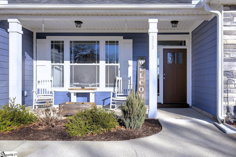 Property image 4 at 373 Roy Hall Way, Campobello, SC 29322