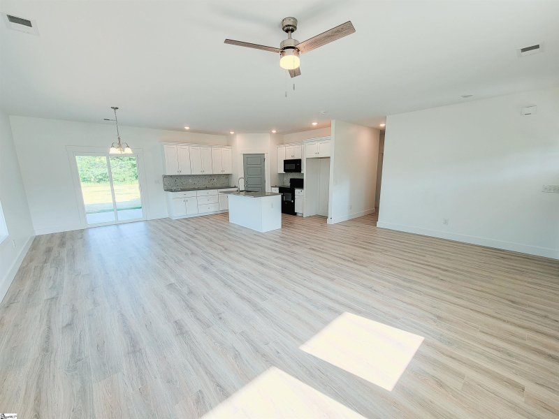 Property image 5 at 205 Essex Drive, Clinton, SC 29325