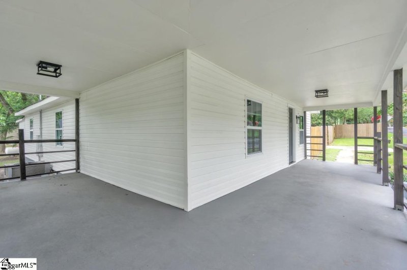 Property image 4 at 608 W Morgan Street, Greenville, SC 29611