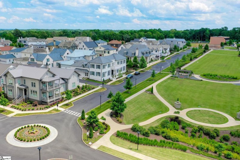 Property image 2 at 109 Accetta Drive, Greenville, SC 29615