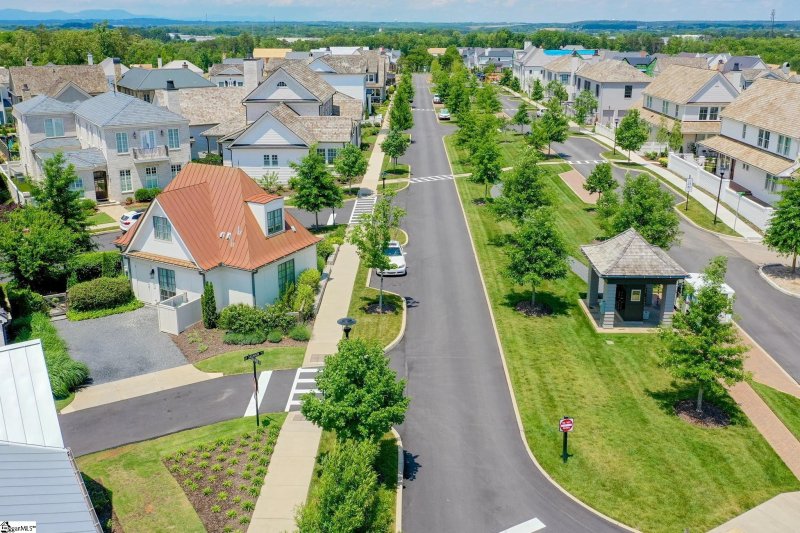 Property image 3 at 109 Accetta Drive, Greenville, SC 29615