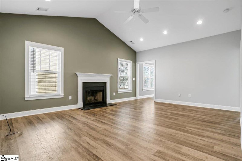 Property image 4 at 322 Shallow Drive, Taylors, SC 29687