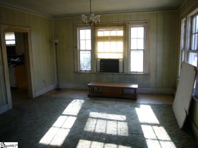 Property image 4 at 297 S High Point Road, Spartanburg, SC 29306