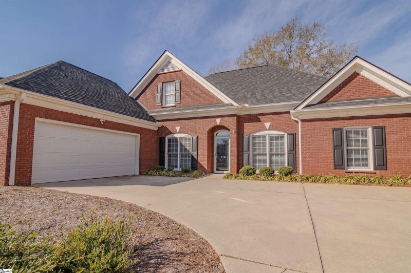 Property image 2 at 110 Grove Park Drive, Anderson, SC 29621