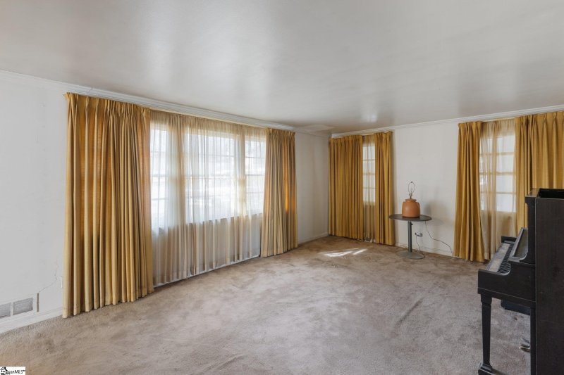 Property image 3 at 308 Pinefield Drive, Greenville, SC 29605