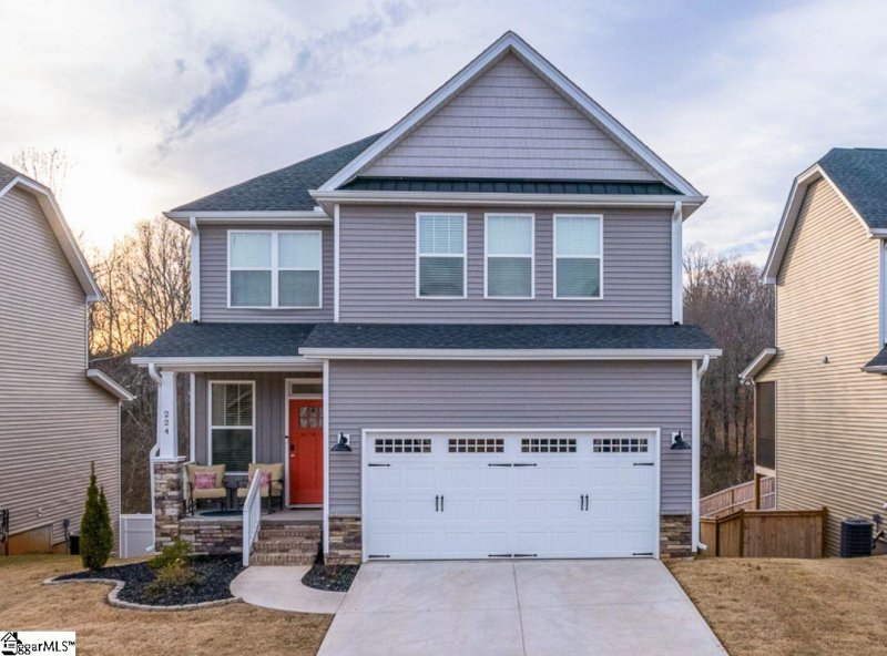 224 Everard Lane