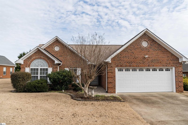 426 Glen Crest Drive