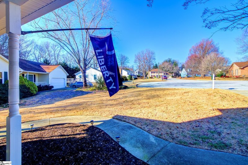 Property image 5 at 117 Harlequin Court, Simpsonville, SC 29681