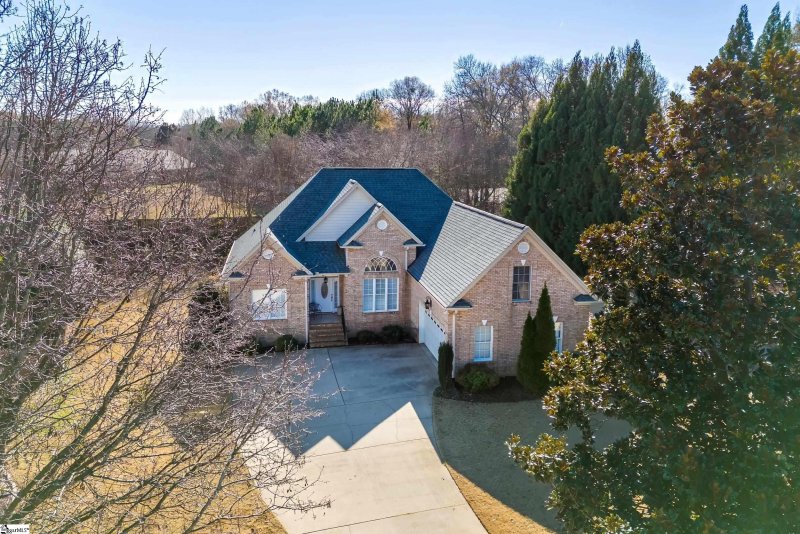 Property image 2 at 181 Bradford Crossing Crossing, Roebuck, SC 29376
