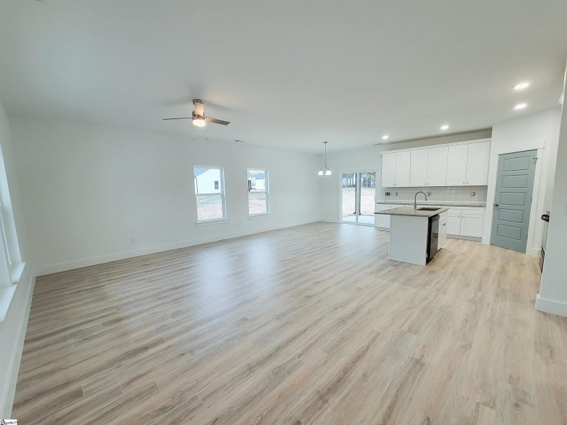 Property image 3 at 221 Essex Drive, Clinton, SC 29325