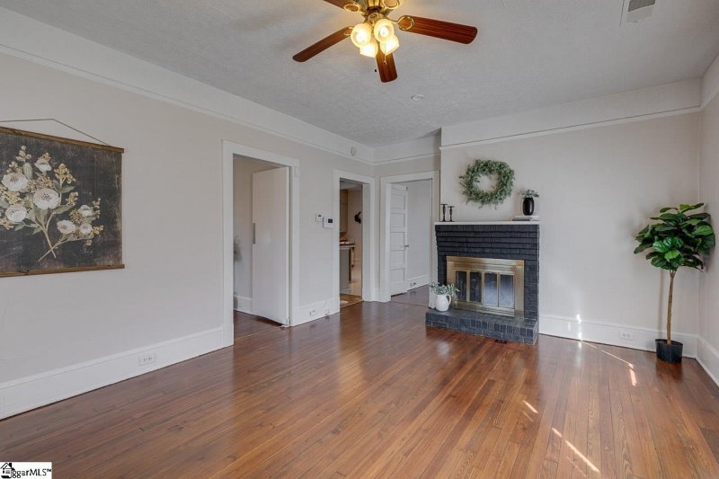 Property image 2 at 9 B Street, Greenville, SC 29611