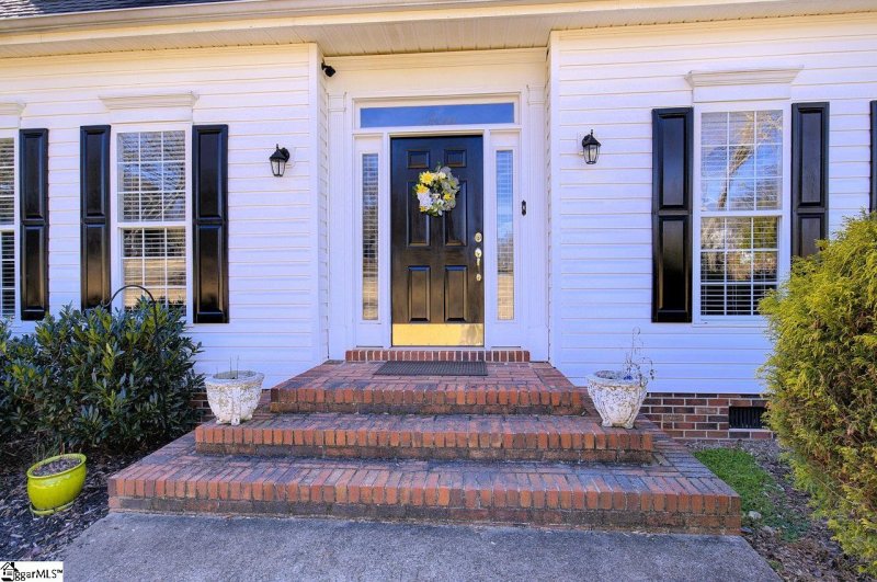 Property image 3 at 117 Wren Crossing Lane, Easley, SC 29642