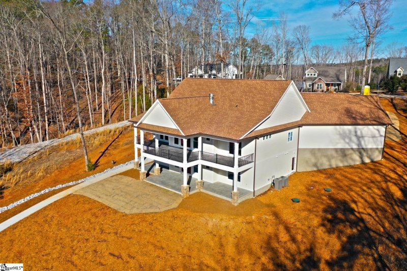 Property image 3 at 572 McAlister Road, West Union, SC 29696