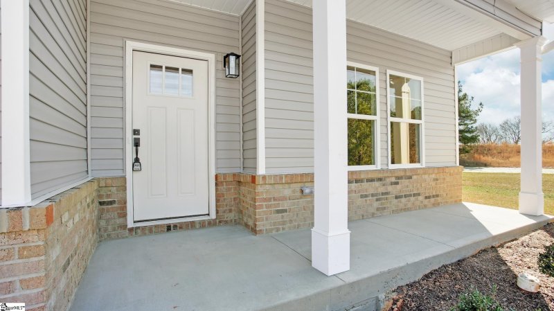 Property image 3 at 515 S Sweetwater Hills Drive, Moore, SC 29369