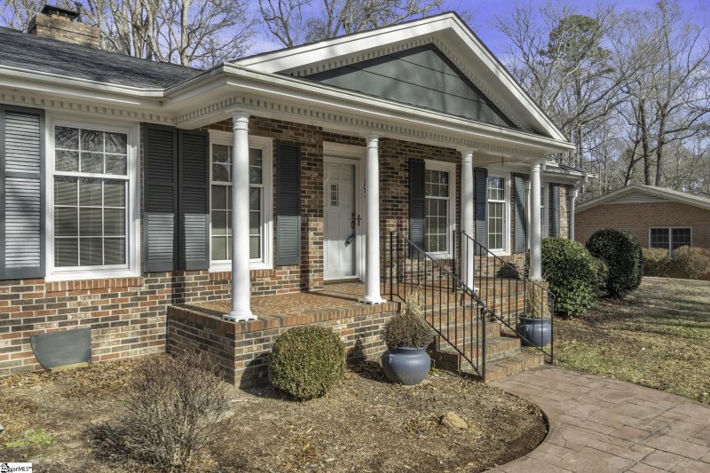 Property image 2 at 105 Hillpine Drive, Simpsonville, SC 29681