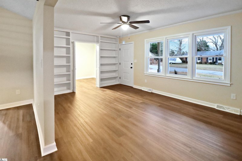 Property image 5 at 106 Longview Terrace, Easley, SC 29642