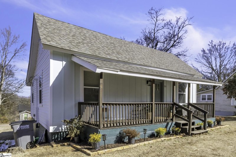 Property image 2 at 25 E 5th Street, Greenville, SC 29611