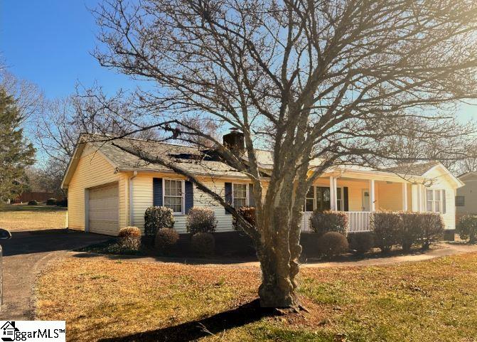 Property image 2 at 107 Clarendon Drive, Easley, SC 29642