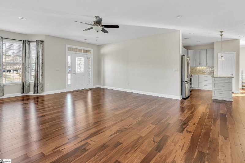 Property image 5 at 104 Reedy Springs Lane, Greenville, SC 29605-6455