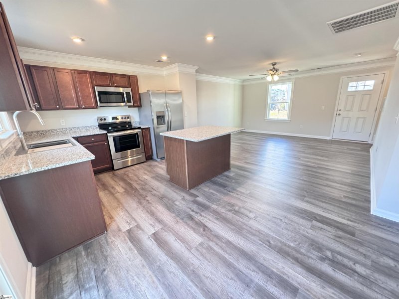 Property image 5 at 202 Castlebrook Drive, Greenville, SC 29605