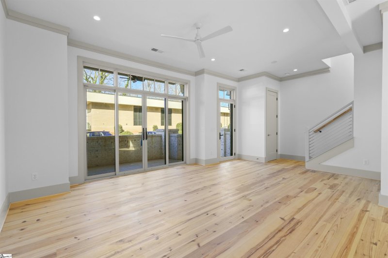 Property image 5 at 34 Claussen Avenue, Greenville, SC 29601