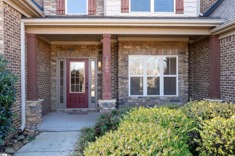 Property image 2 at 207 Rockbrook Court, Easley, SC 29642