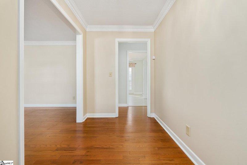 Property image 5 at 206 Bendingwood Circle, Taylors, SC 29687