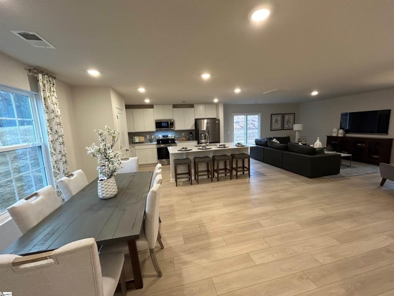 Property image 4 at 1020 Minocqua Road, Spartanburg, SC 29303