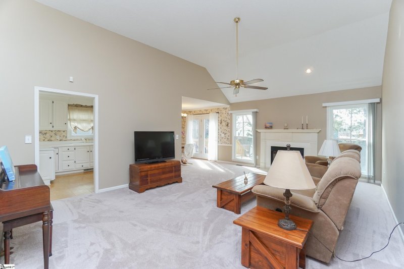 Property image 4 at 29 Kingsbury Way, Greenville, SC 29617