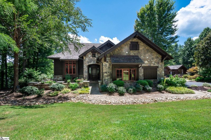 Property image 4 at 407 Crossbill Court, Salem, SC 29676