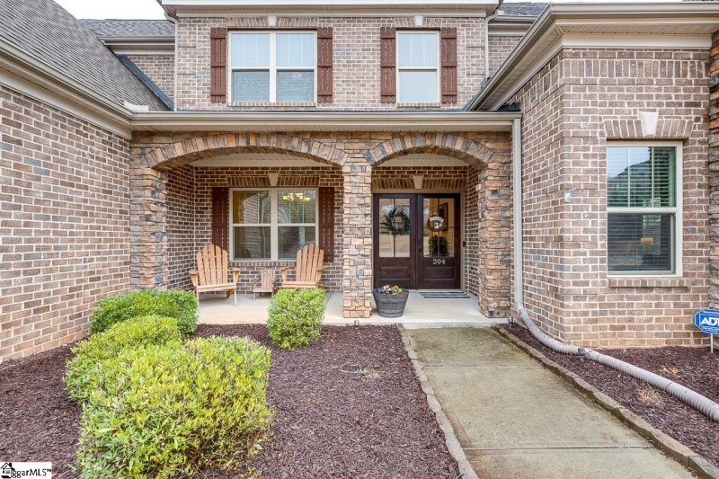 Property image 4 at 204 Tuxedo Lane, Greer, SC 29651