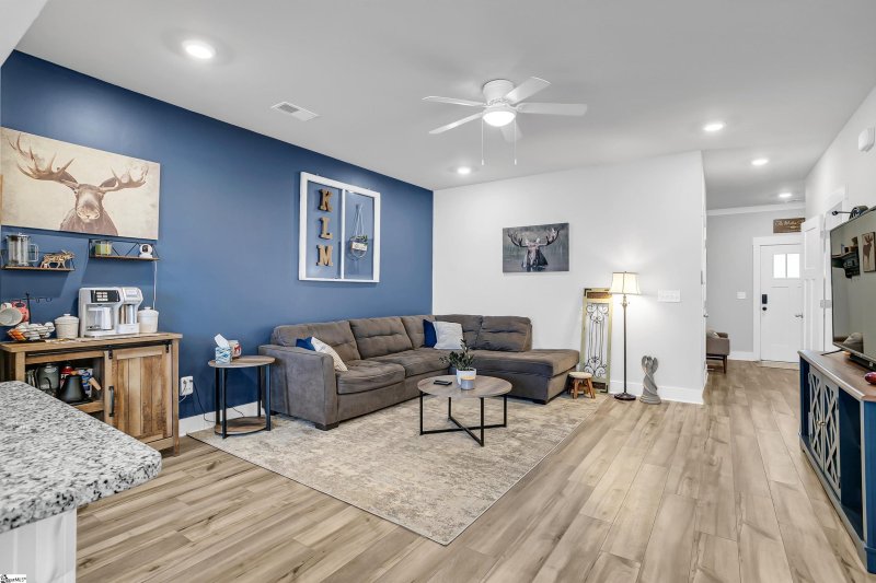 Property image 5 at 6 Meteora Way, Greenville, SC 29609