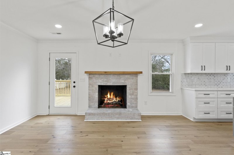 Property image 4 at 5009 Bridle Path Lane, Greenville, SC 29615