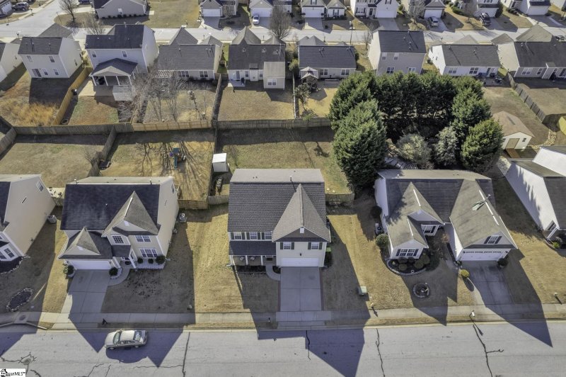 Property image 4 at 16 Nut Leaf Lane, Greenville, SC 29605