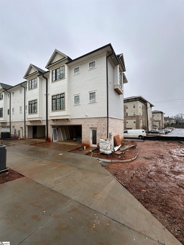 Property image 4 at 27 Thruston Street, Greenville, SC 29605