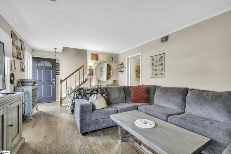 Property image 3 at 6 Charlwood Avenue, Piedmont, SC 29673