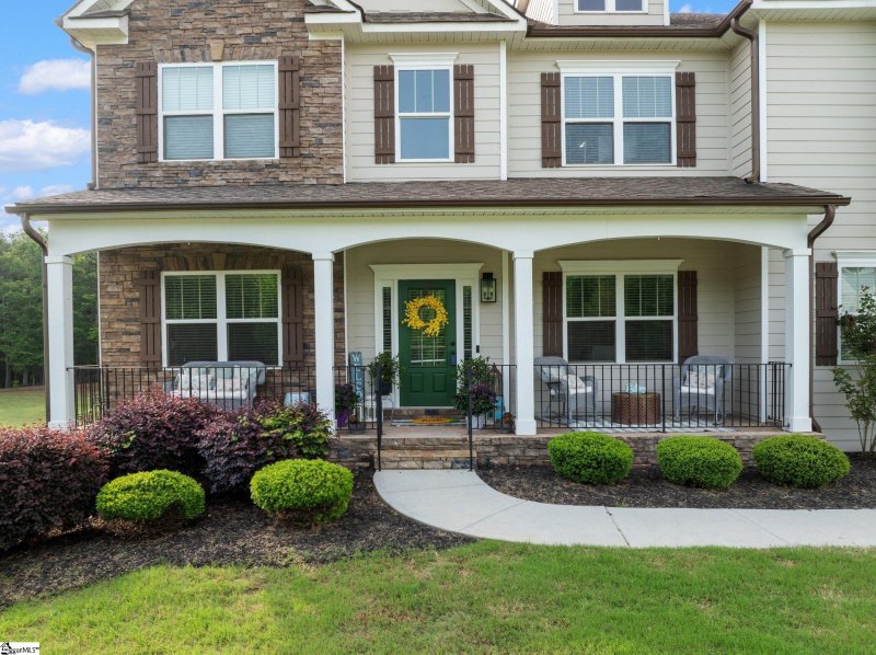 Property image 3 at 128 Ridgewater Court, Fountain Inn, SC 29644