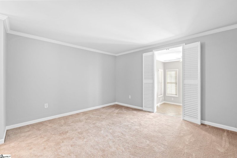 Property image 3 at 925 Cleveland Street, Greenville, SC 29601