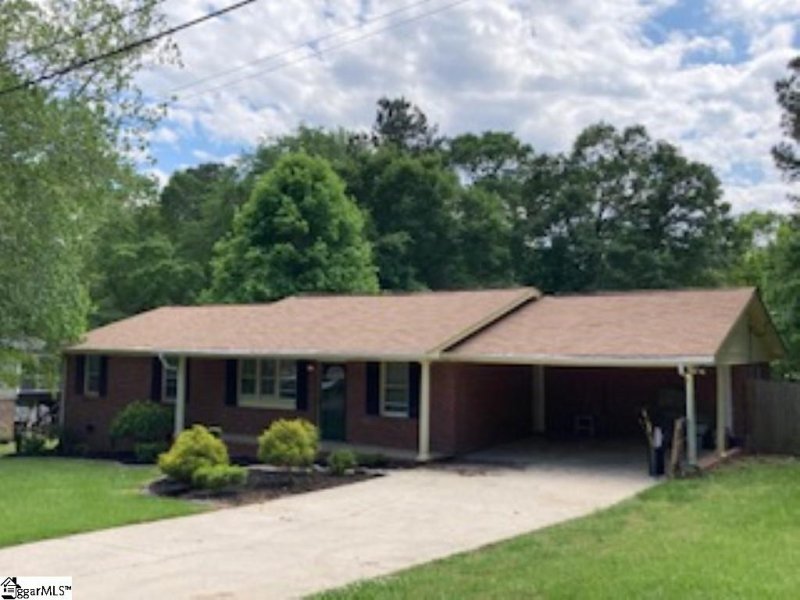 Property image 2 at 206 Redwood Drive, Easley, SC 29642-9027