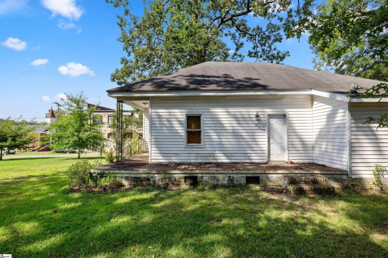 Property image 5 at 182 Otis Street, Greenville, SC 29605