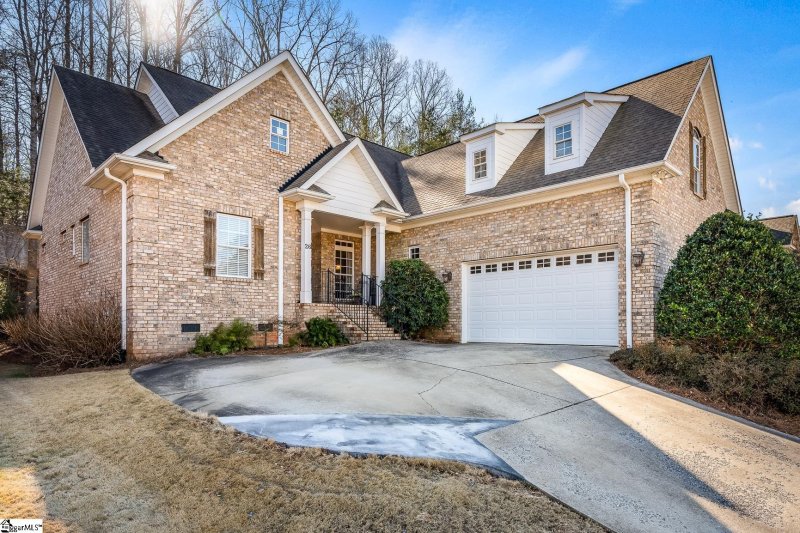 Property image 2 at 26 Calmar Court, Greenville, SC 29617