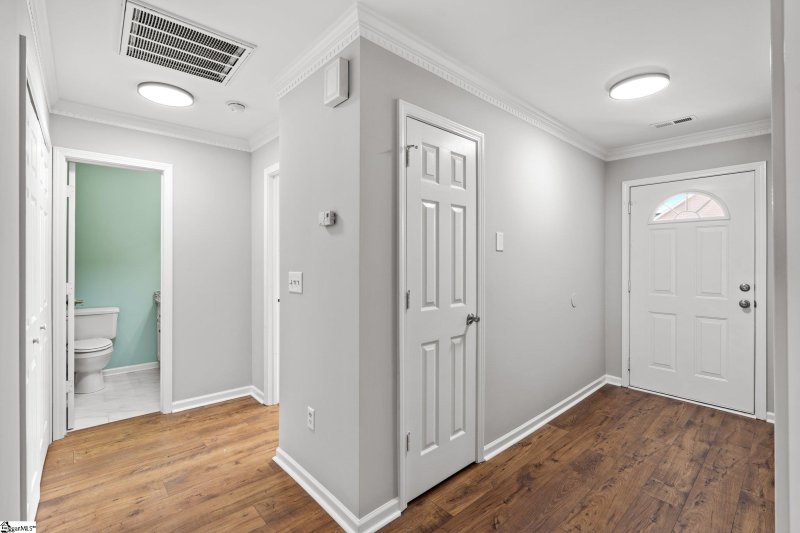 Property image 3 at 117 Rashford Way, Simpsonville, SC 29681