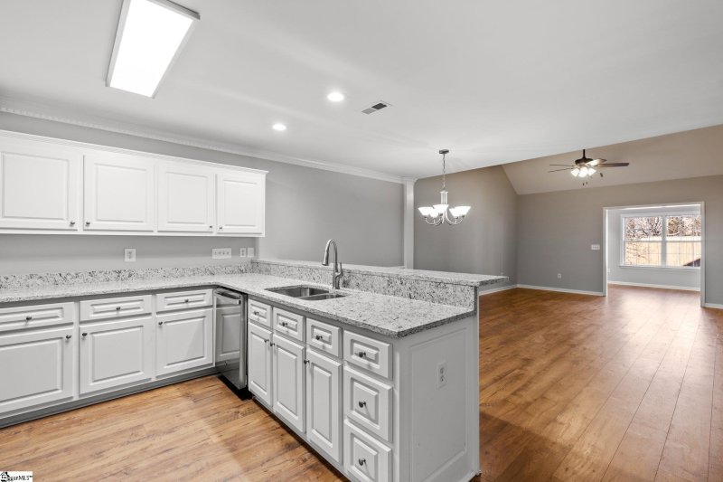 Property image 4 at 117 Rashford Way, Simpsonville, SC 29681