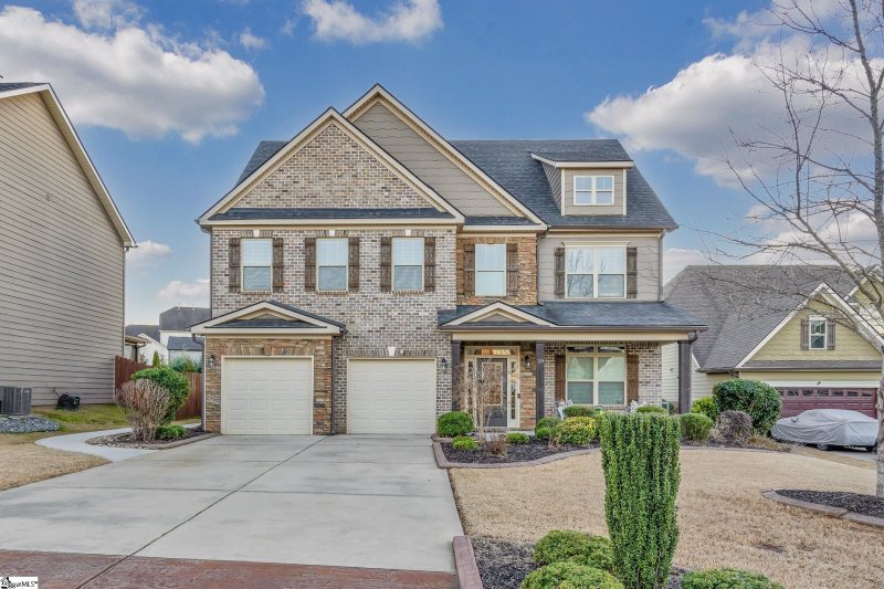 19 Heydon Hall Court